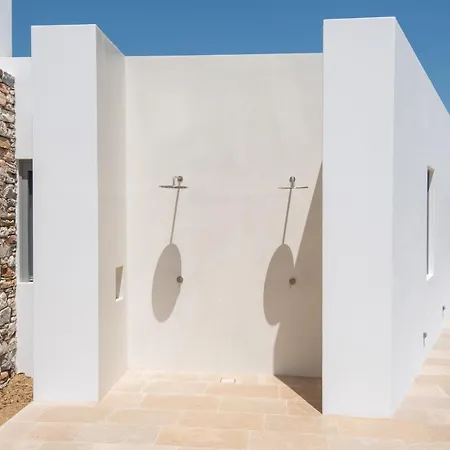 Bracket House Paros